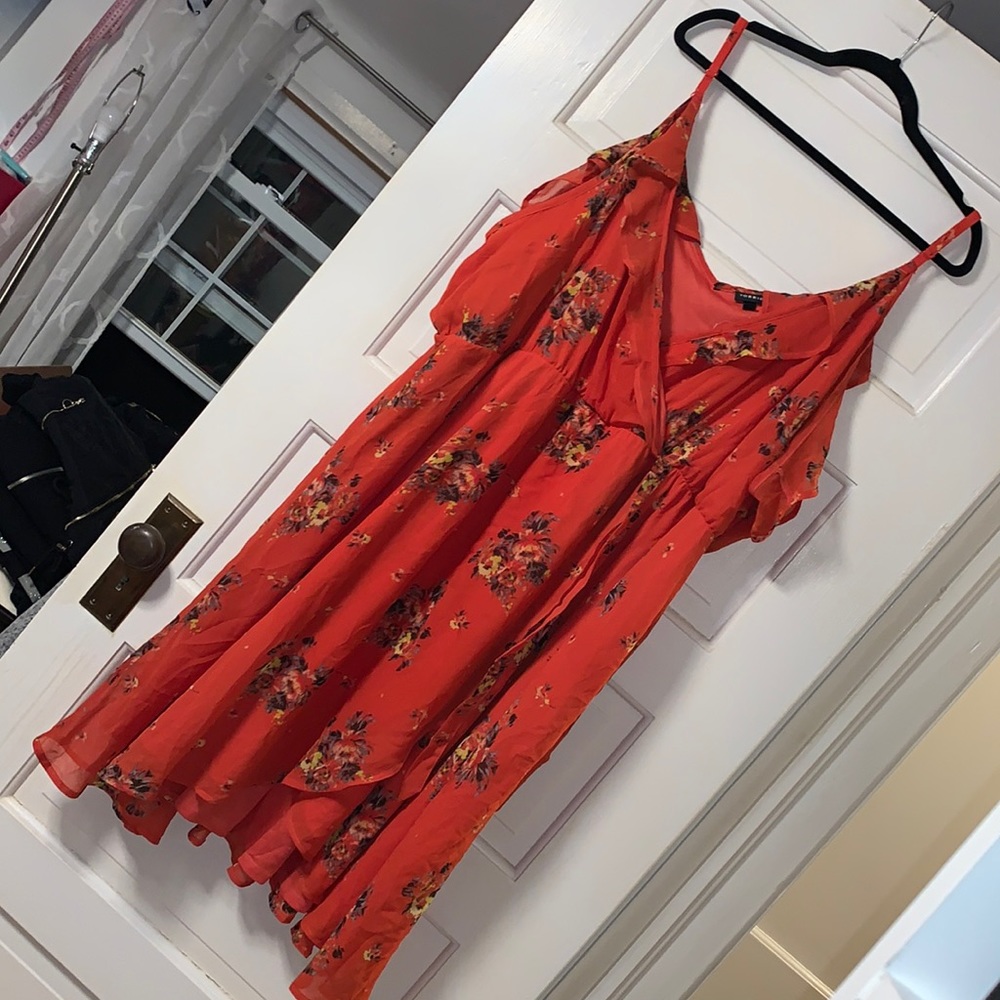 Size 6 / 6X Torrid Mini Chiffon wrap dress